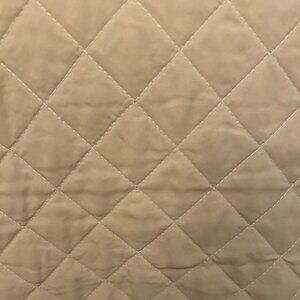 Reversible (Tan/Cream) Shower Curtain with Coordinating Bath Rug (Tan) EUC